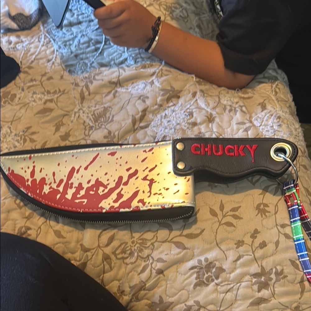 Chucky wrislet